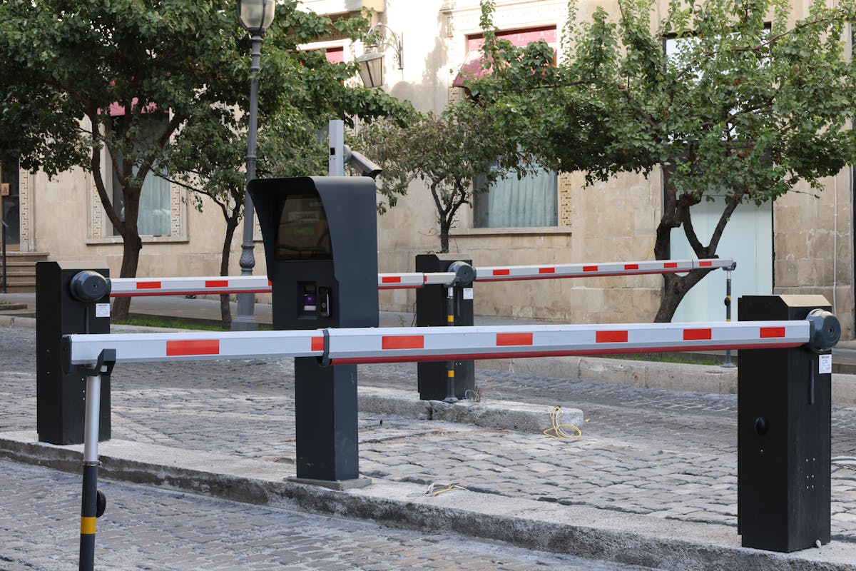 Rollet Parking